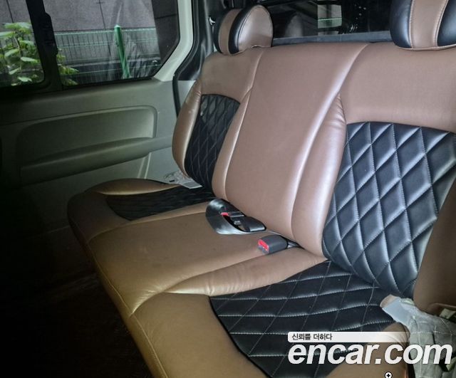 Hyundai Starex Van 5-Seater Modern — пробег 142 000 км — фото 5 из 5