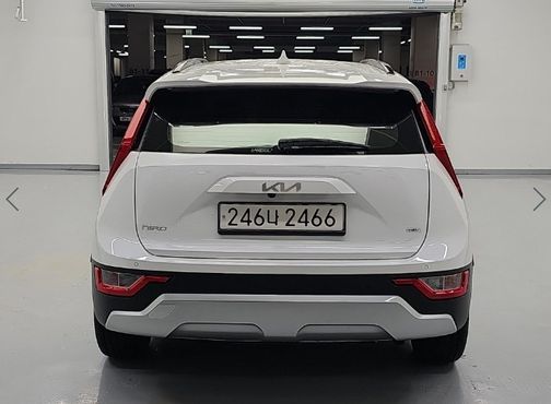 Kia Niro Prestige — пробег 15 748 км — фото 3 из 5