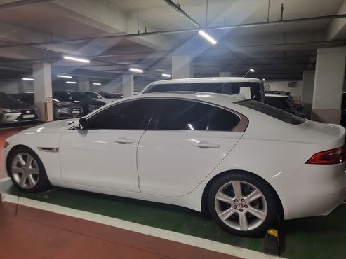 Jaguar XE 20d Portfolio — пробег 138 500 км — фото 4 из 5