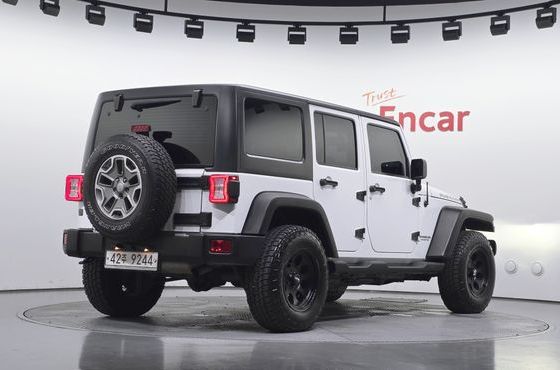 Jeep Wrangler 2.8 Diesel Rubicon 4Door — пробег 110 039 км — фото 2 из 5
