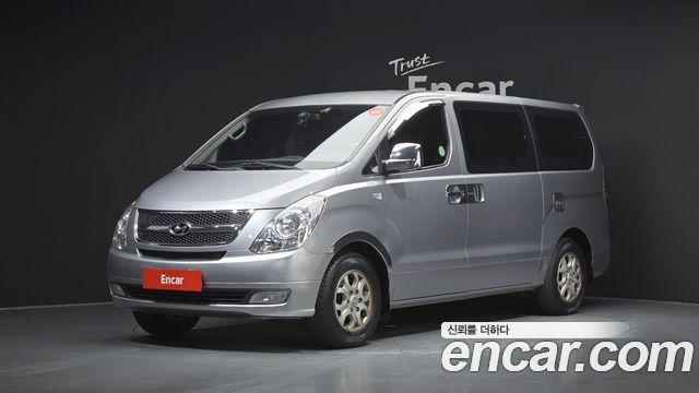 Hyundai Starex 12-Seater Wagon CVX Luxury — пробег 218 639 км — фото 1 из 5