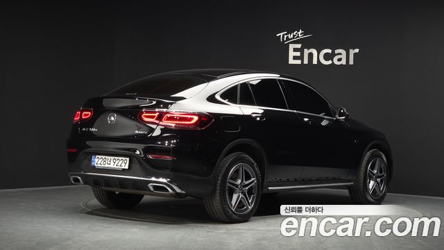 Mercedes-Benz GLC-Class GLC300e 4MATIC Coupe — пробег 56 793 км — фото 2 из 5