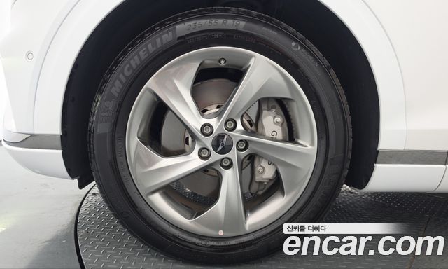 Genesis GV70 2.5T Gasoline 2WD — пробег 37 614 км — фото 5 из 5