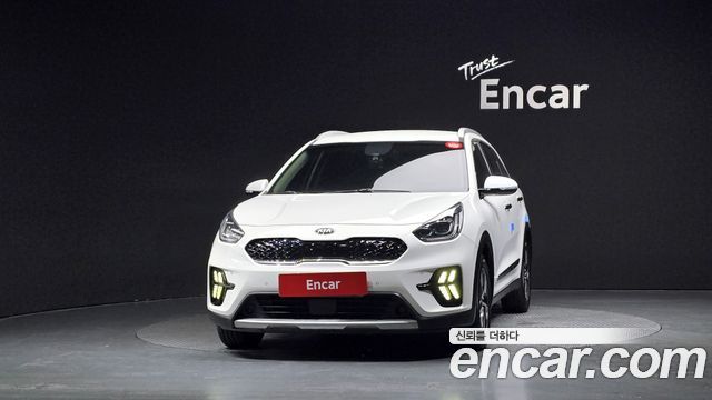 Kia Niro 1.6 HEV Noblesse Special — пробег 196 591 км — фото 3 из 5