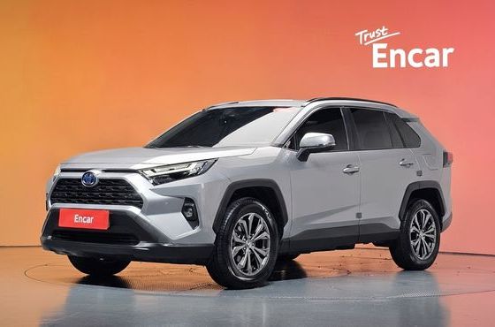 Toyota RAV4 2.5 2WD Hybrid XLE — пробег 27 594 км — фото 1 из 5