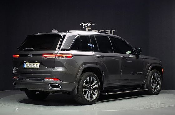 Jeep Cherokee 3.6 Overland — пробег 24 800 км — фото 2 из 5