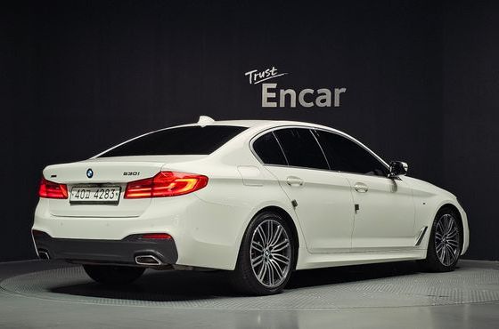 BMW 5-Series 530i xDrive M Sport Package Plus — пробег 84 434 км — фото 2 из 5