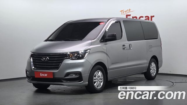 Hyundai Starex Van 3-Seater Smart — пробег 101 874 км — фото 1 из 5