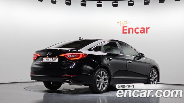 Hyundai Sonata 2.0 Premium — пробег 155 268 км — фото 2 из 5