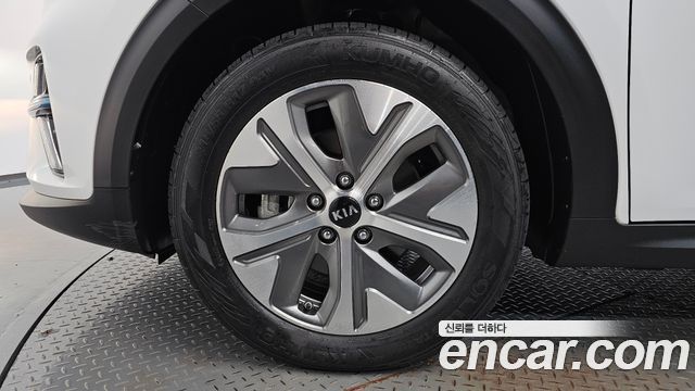 Kia Niro из Кореи Encar