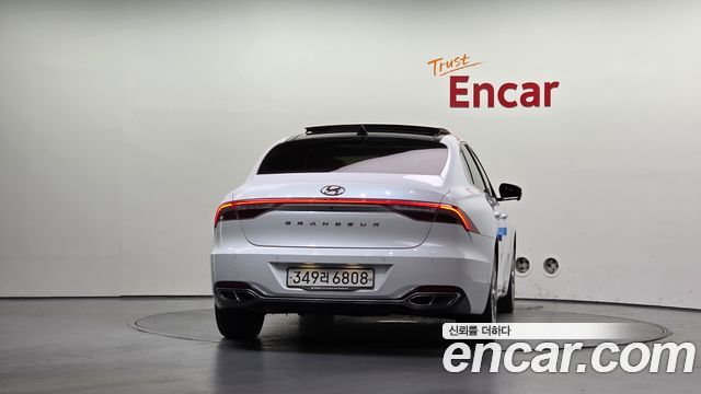 Hyundai Grandeur из Кореи Encar