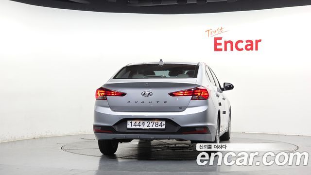 Hyundai AVANTE из Кореи Encar