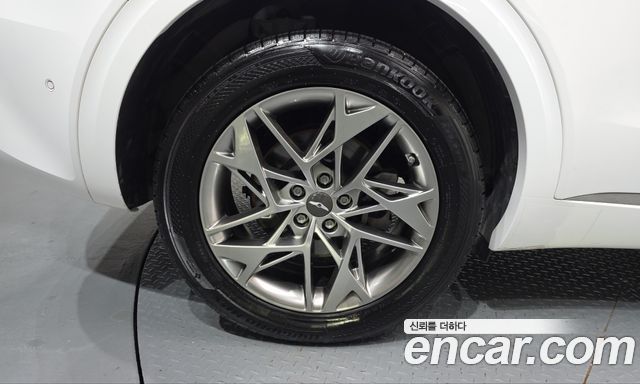 Genesis GV70 из Кореи Encar