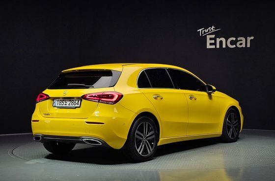Mercedes-Benz A-Class A220 Hatchback — пробег 35 958 км — фото 2 из 5