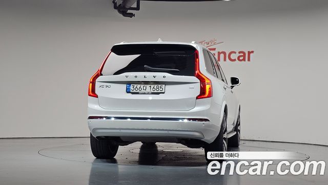 Volvo XC90 T8 Ultimate Bright Hybrid — пробег 59 482 км — фото 4 из 5