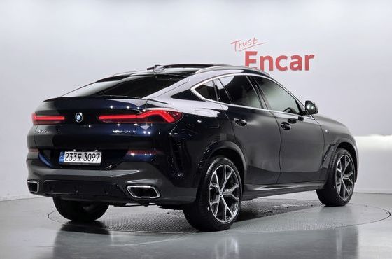 BMW X6 xDrive40i M Sport — пробег 43 030 км — фото 2 из 5