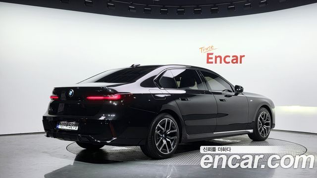 BMW 7-Series из Кореи Encar