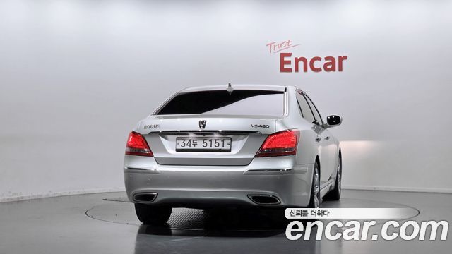 Hyundai Equus из Кореи Encar