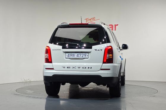 Ssangyong Rexton 2.0 4WD RX7 Luxury — пробег 142 768 км — фото 4 из 5