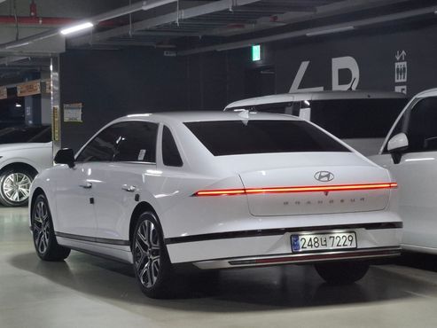 Hyundai Grandeur Exclusive — пробег 26 641 км — фото 2 из 5