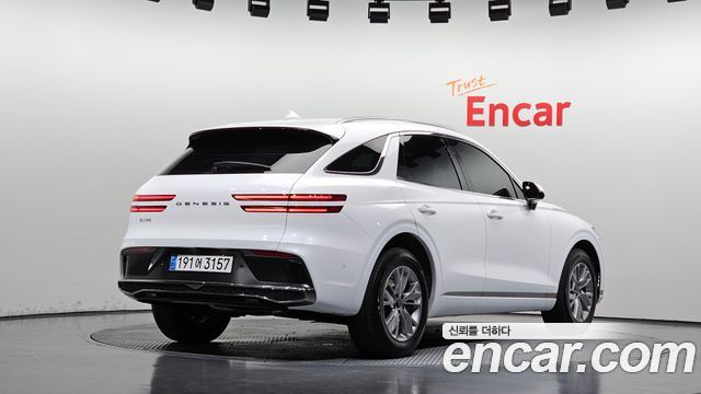 Genesis GV70 2.5T Gasoline 2WD — пробег 15 025 км — фото 2 из 5