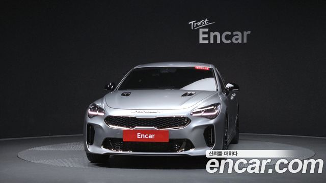 Kia Stinger 3.3 GT AWD Tribute Edition — пробег 27 989 км — фото 3 из 5