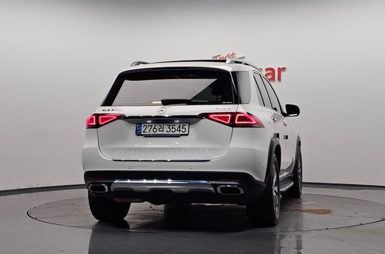 Mercedes-Benz GLE-Class GLE300d 4MATIC — пробег 55 564 км — фото 4 из 5
