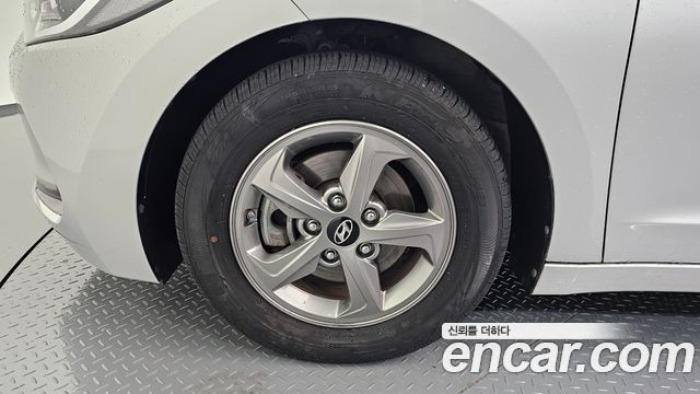 Hyundai AVANTE 1.6 GDI Smart — пробег 143 470 км — фото 5 из 5