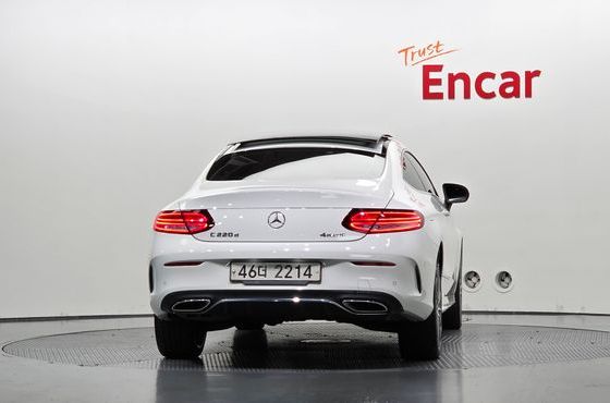 Mercedes-Benz C-Class C220 d 4MATIC Coupe — пробег 73 750 км — фото 4 из 5