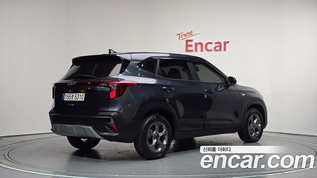 Kia Seltos из Кореи Encar