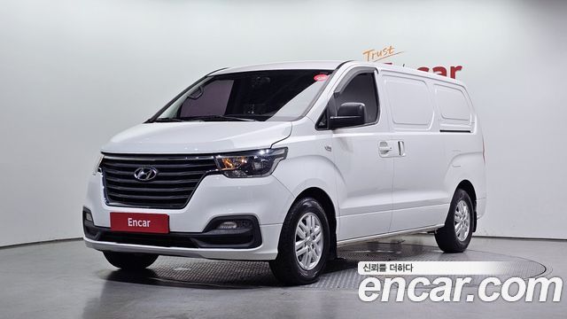Hyundai Starex Van 3-Seater Smart — пробег 149 142 км — фото 1 из 5