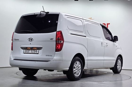 Hyundai Starex Van 3-Seater Smart — пробег 149 142 км — фото 2 из 5