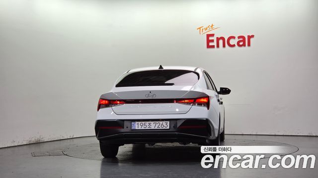 Hyundai AVANTE из Кореи Encar