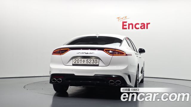 Kia Stinger из Кореи Encar