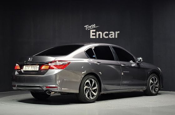 Honda Accord 2.4 9th — пробег 79 839 км — фото 2 из 5