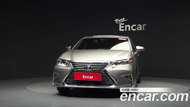 Lexus ES Supreme+ XV60 — пробег 57 367 км — фото 3 из 5