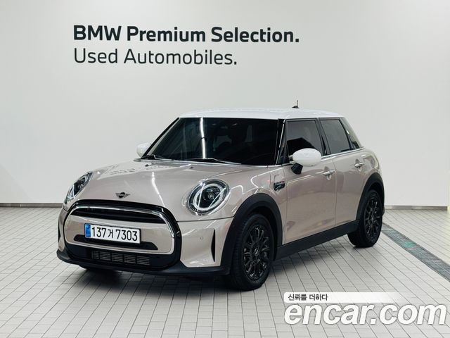 Mini Cooper Classic Third Generation — пробег 21 453 км — фото 1 из 5