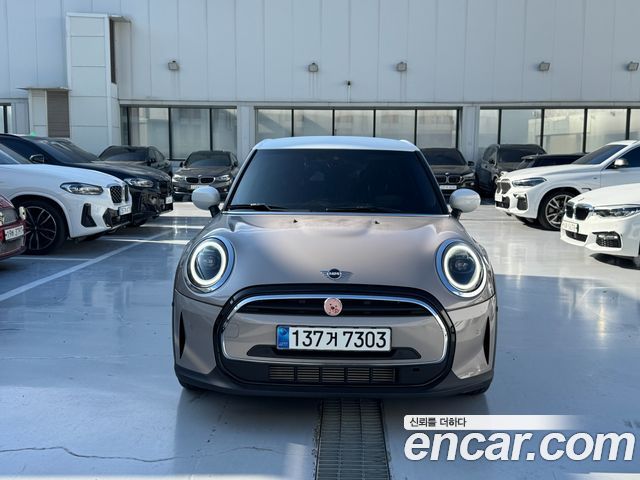 Mini Cooper Classic Third Generation — пробег 21 453 км — фото 3 из 5