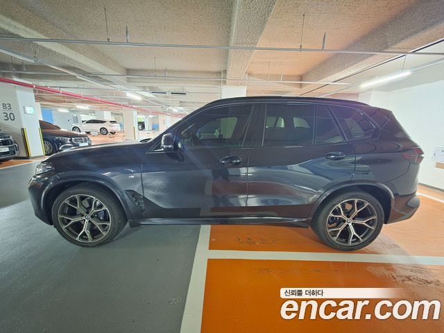 BMW X5 xDrive 30d M Sport — пробег 4 000 км — фото 4 из 5