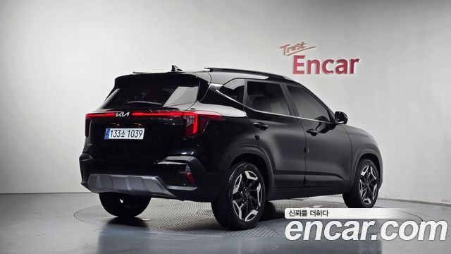 Kia Seltos из Кореи Encar