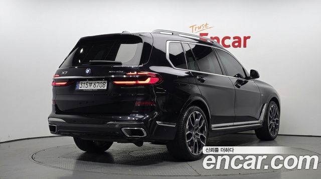 BMW X7 xDrive 40d M Sport 6STR — пробег 52 215 км — фото 2 из 5
