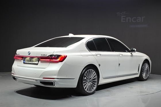 BMW 7-Series 740d xDrive Design Pure Excellence — пробег 89 533 км — фото 2 из 5