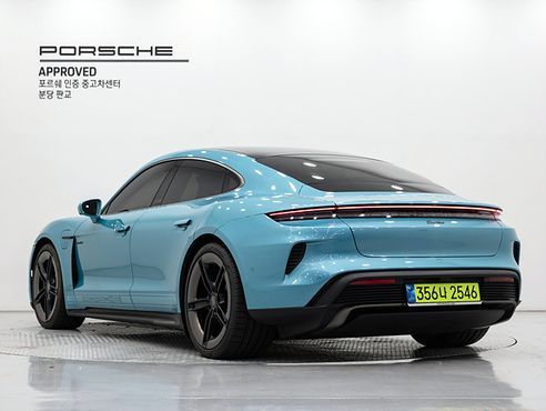 Porsche Taycan Turbo — пробег 4 400 км — фото 2 из 5
