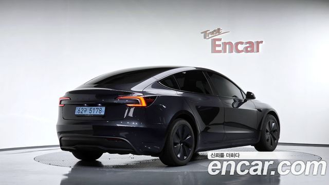 Tesla Model 3 RWD — пробег 18 420 км — фото 2 из 5