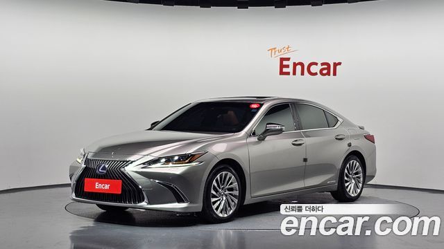 Lexus ES Executive — пробег 69 038 км — фото 1 из 5
