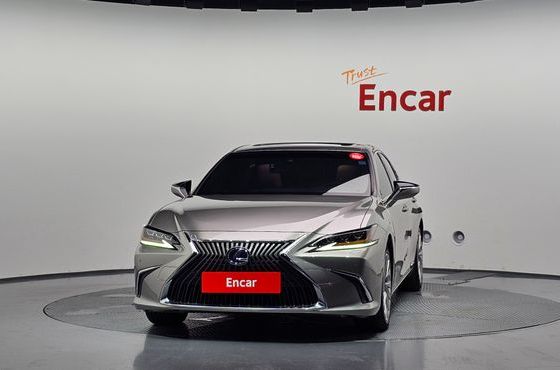 Lexus ES Executive — пробег 69 038 км — фото 3 из 5