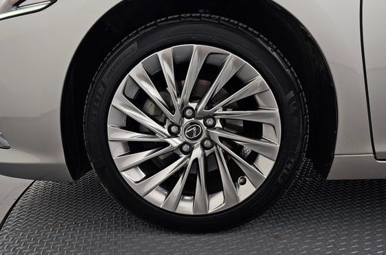 Lexus ES Executive — пробег 69 038 км — фото 5 из 5