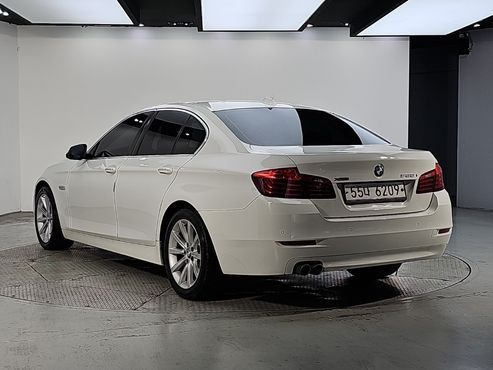 BMW 5-Series 528i xDrive — пробег 102 900 км — фото 3 из 5