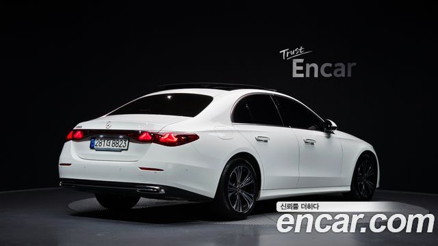 Mercedes-Benz E-Class из Кореи Encar