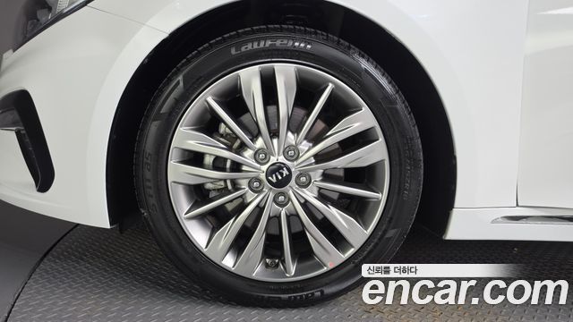 Kia K5 из Кореи Encar